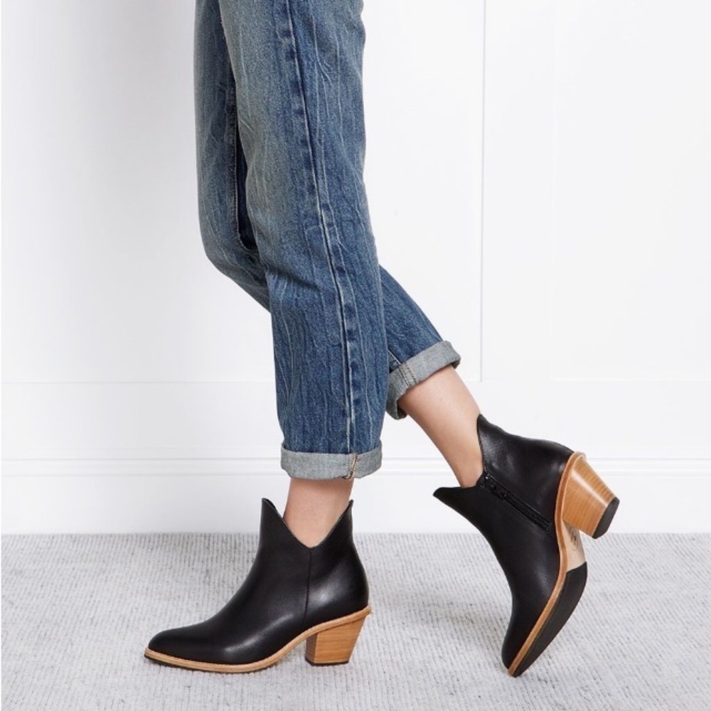 Poppy Barley The Two Point Genuine Leather Ankle Boot Sz 6.5 Elevated Basic
